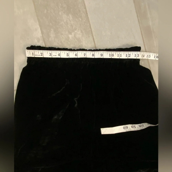 GANNI Silk Velvet Shorts Black Size Small - Picture 5 of 6